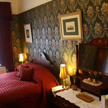 The Sycamore Guest house 4*