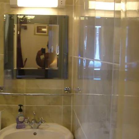 The Sycamore 4*