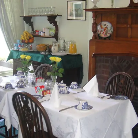 The Sycamore Guest house 4*