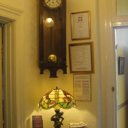 Гостевой дом The Sycamore 4*